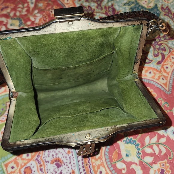 Antique Turnlog Tooled Leather Handbag - Picture 9 of 14